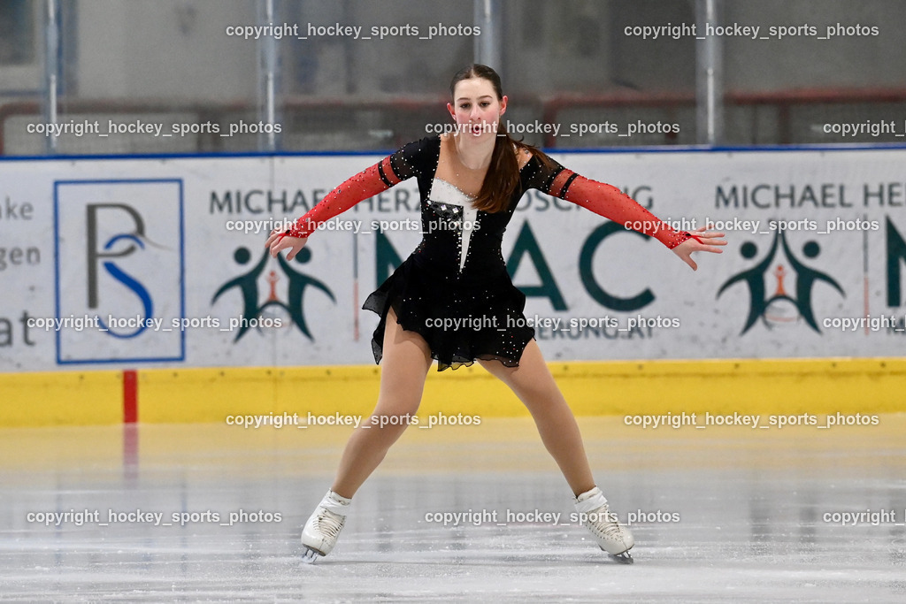 Ossiachersee Pirouette ESC Steindorf 31.3.2024 | Ossiachersee Pirouette ESC Steindorf 31.3.2024, Ossiachersee Pirouette ESC Steindorf am 31.03.2024 in Steindorf (Ossiachersee Halle), Austria, (Photo by Bernd Stefan)