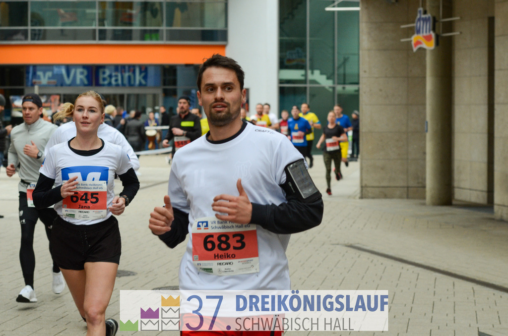 VR Bank Hauptlauf 10000m | 3 Koenigslauf 2023 - Realisiert mit Pictrs.com