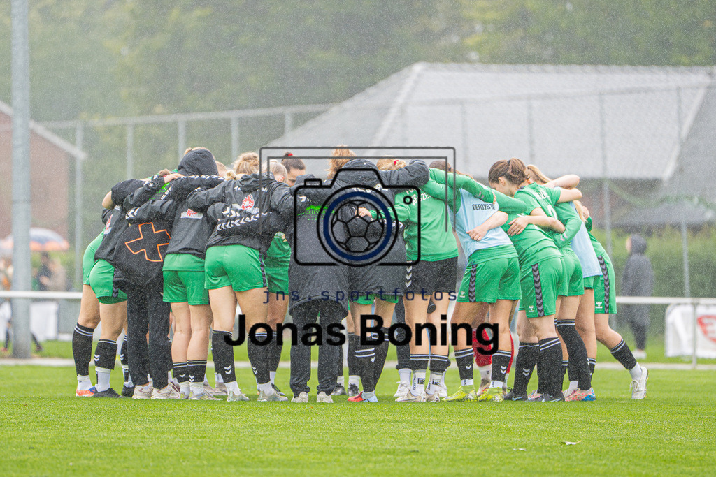 Fußball I Frauen I Saison 2026-2027 I Oberliga Niedersachsen I 2. Spieltag I DSJ SV Bunnen - TuS Büppel I 1488 | jns.sportfotos - Realisiert mit Pictrs.com