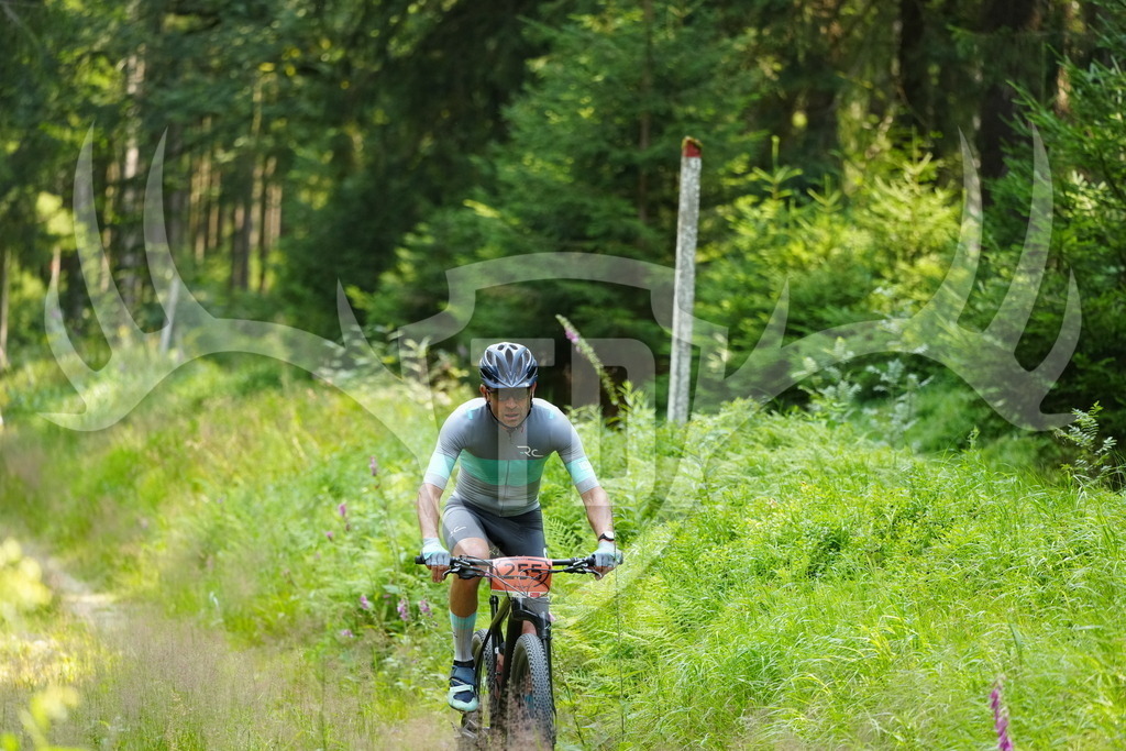 FC103157 | Fotogalerie der Treibjagd im Dunkelwald - Dein MTB Etappenrennen im Erzgebirge - Realisiert mit Pictrs.com