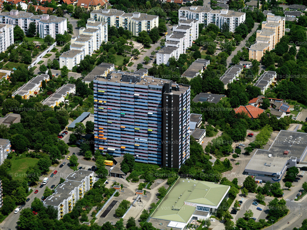 2825277 | großes Miethaus mit Balkons , Tübingen