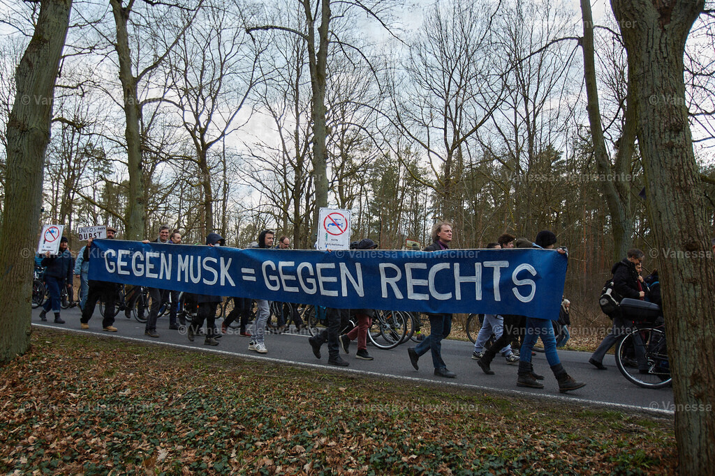 240310 TeslaNeinDanke_111 | Vanessa Kleinwächter - Realisiert mit Pictrs.com