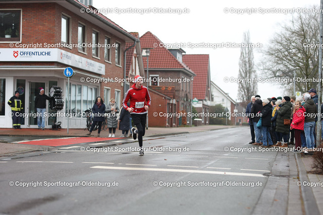 WMLA2399 | Bildershop "Sportfotograf-Oldenburg" mit Fotos von Sportevents in Oldenburg und Umzu. - Realisiert mit Pictrs.com