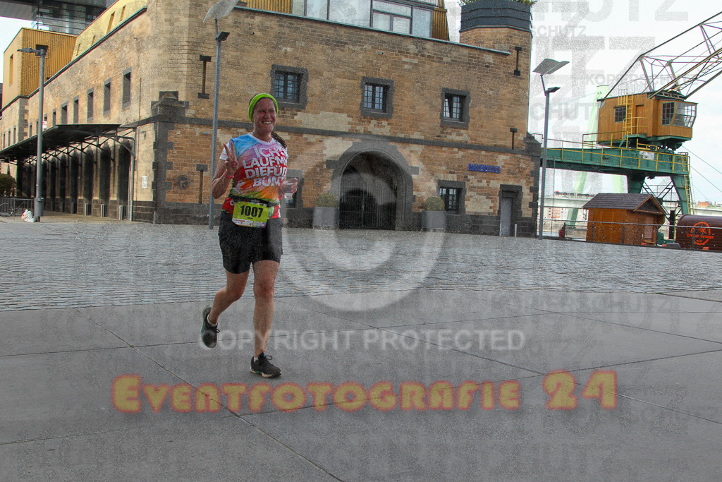 250920_1540_EV4_9397 | Sportfotografie im Rhein-Sieg Kreis, Köln, Bonn, NRW, Rheinland Pfalz, Hessen, etc. Unser Tätigkeitsfeld umfasst den Laufsport vom Volkslauf über den Marathon, Duathlon, Triathon bis zum Ultralauf wie Kölnpfad Ultra oder Schindertrail.