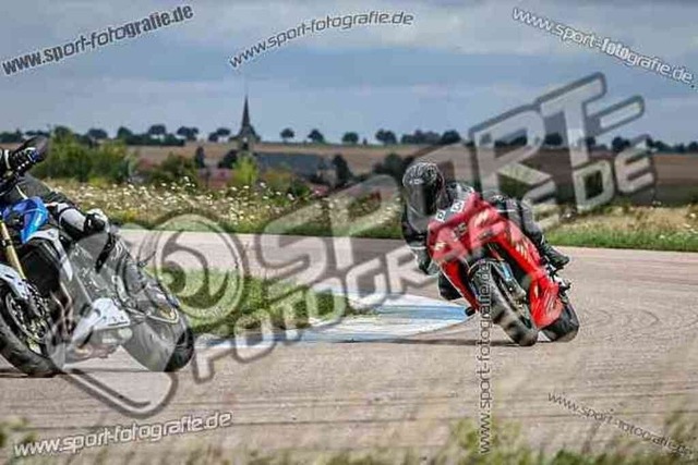 pubi4791 | Professionelle Fotos von Sportveranstaltungen, aber auch Hochzeiten und anderen Events. - Realisiert mit Pictrs.com