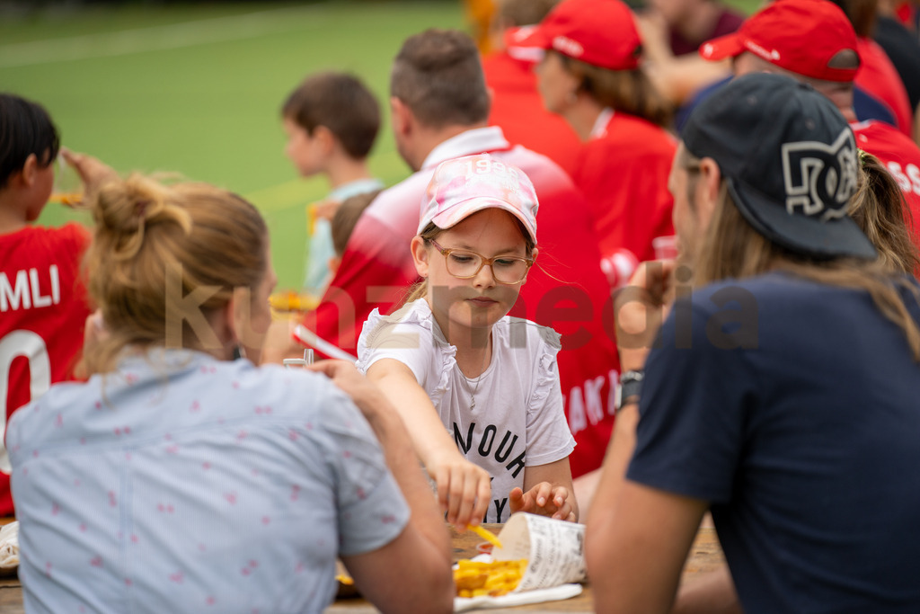 123_Public Viewing Reinach - Achtelfinale Schweiz -Italien EM 2024_kunzmedia.ch | OnlineShop für Bilder kunzmedia.ch
