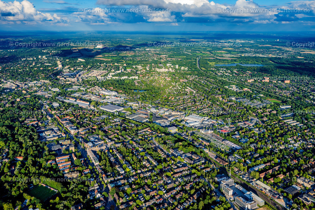Hamburg_Wandsbek_Kühnstrasse_Gewerbegebiet_ELS_9955040823 | HAMBURG 04.08.2023 Gewerbegebiet und Firmenansiedlung " Kühnstrasse " in Hamburg, Deutschland. // Industrial estate and company settlement " Kuehnstrasse " in Hamburg, Germany. Foto: Martin Elsen