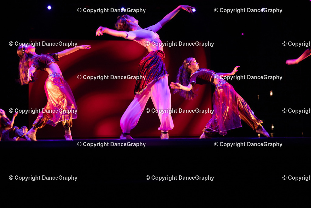 GPHY4093 | DanceGraphy - Realisiert mit Pictrs.com