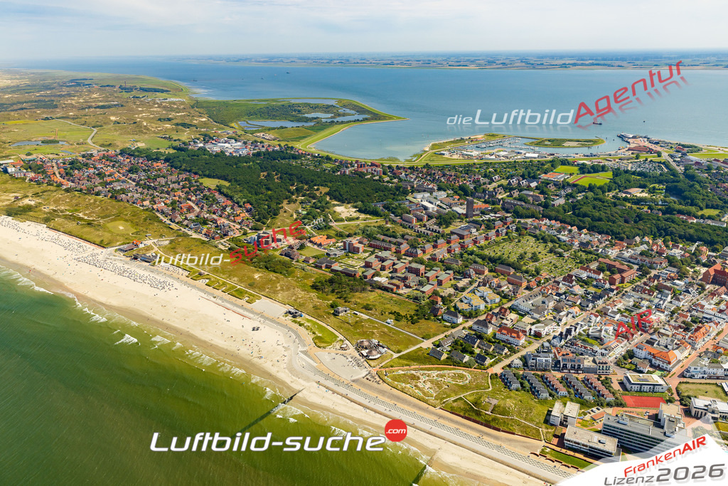 Luftbild der Stadt Norderney - Die Luftaufnahme wurde 2025 vom UL-Flugzeug heraus erstellt ( keine Drohne ) - Hochauflösende Luftaufnahme - für professionelle Ausdrucke geeignet. Die Geschenkidee !Hier alle&nbsp;Infos zur Lizenzierung der LuftaufnahmeWir fliegen auch dieses Jahr wieder in Ihre Region um Luftbilder zu erstellen.- Luftbild anfragen