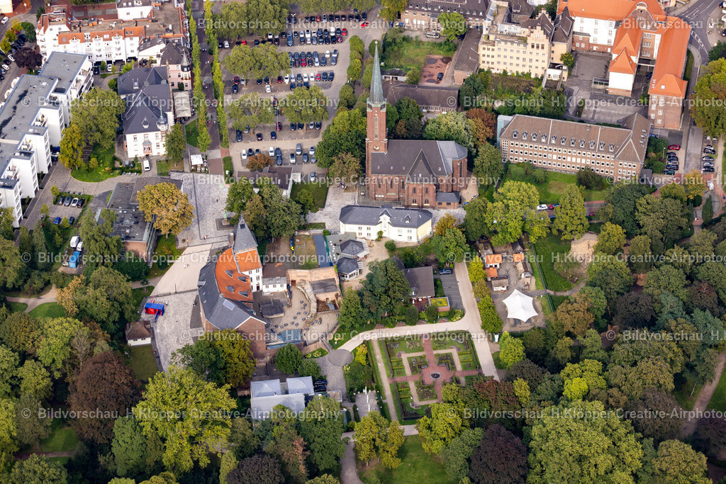 Luftbild-Moers-47441-Grafschafter-Schloss-439A5629 | Luftbildfotografie Moers und Luftbildfotograf Hermann Klöpper - Realisiert mit Pictrs.com