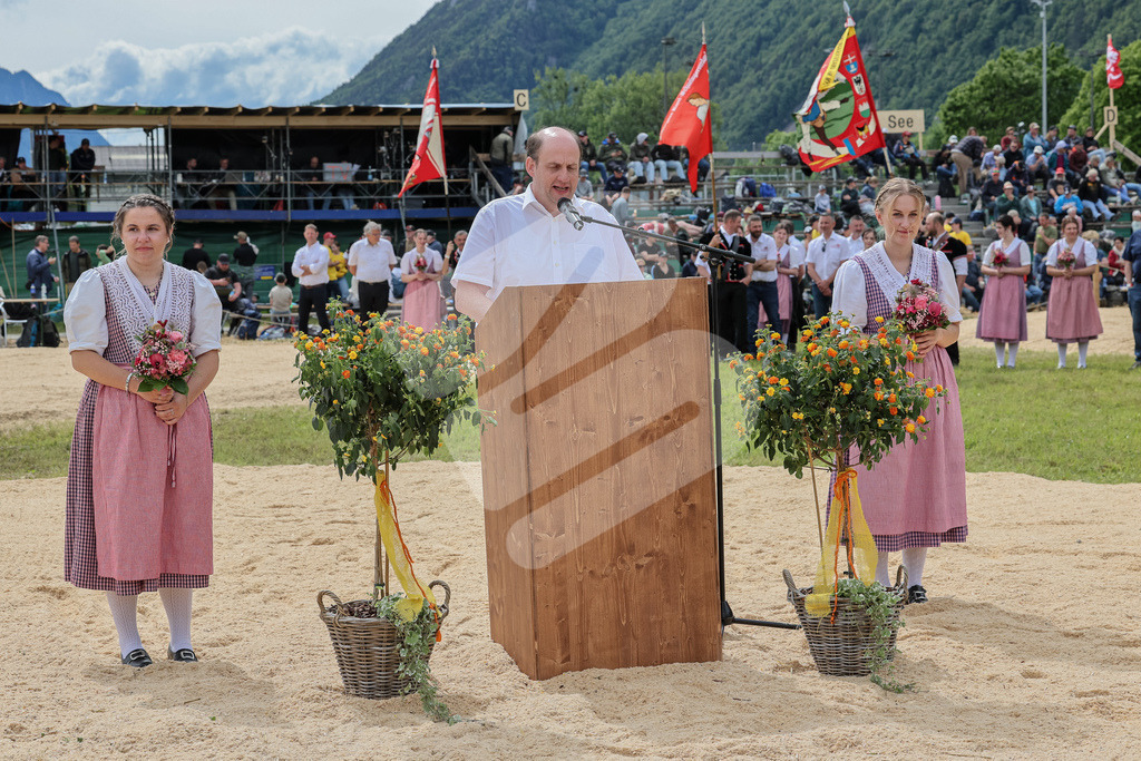 Schwyzer2026_5G_00306 | Die Schwinger des Schwyzer Kantonalen Schwingerverbandes: Fotos, die Dynamik und Leidenschaft festhalten, sowie emotionale Momente aus dem traditionellen Schwingsport zeigen. - Realisiert mit Pictrs.com