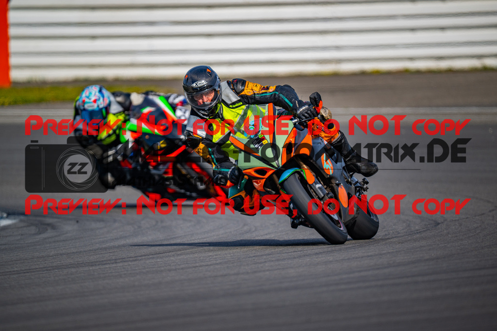 MaZZes_Fotomatrix_20260406_6007705_2826 | GELB