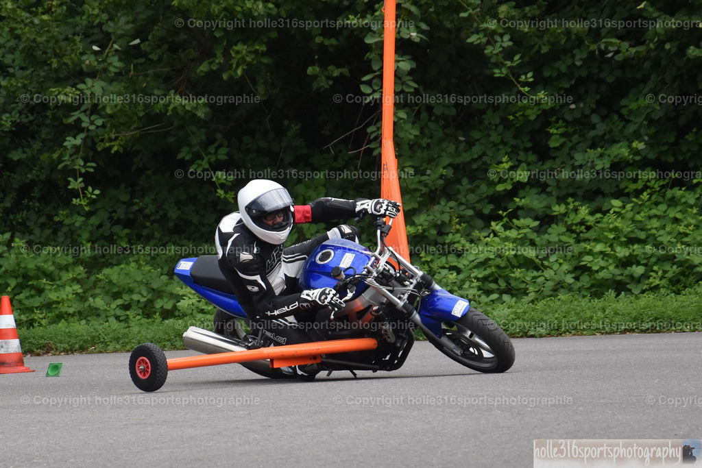 DSC_0299 | Sportfotografie , Motorsport, Motoross, Reitsport, Mointainbike, Enduro,
Landschaft , Outdoor, Eventfotografie, Landschaft, Bilder online bestellen - Realisiert mit Pictrs.com