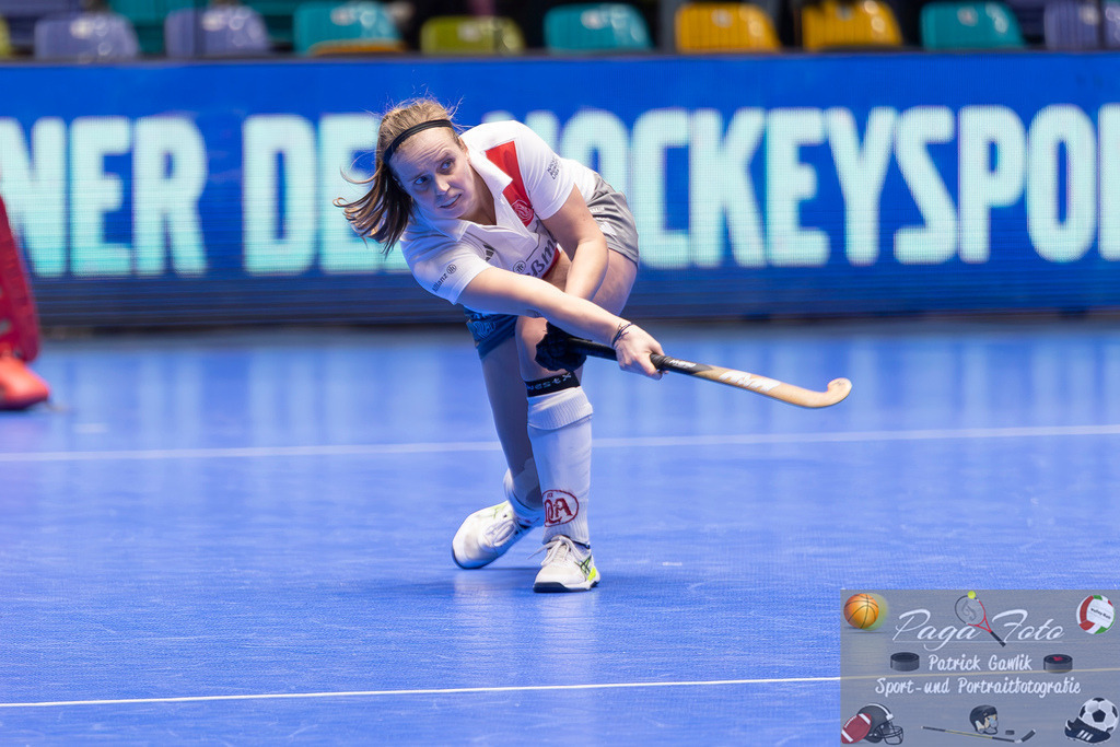 Volvo E.R.B. Final 4 Halbfinale Frauen: Der Club an der Alster - Berlienr HC, 25.01.2025 | Viktoria Martha Huse (Der Club an der Alster #25) am Ball, Der Club an der Alster - Berlienr HC, Frankfurt, Süwag Arena, 25.1.2025 - Realisiert mit Pictrs.com