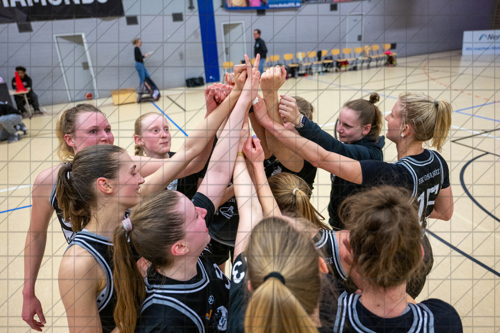 2. DBBL PlayOff 24/25 | 12.04.2025 | Dillingen Diamonds vs. BBC OS | 1/8-Finale, 2. Spiel  | 2. DBBL PlayOff 24/25 | 12.04.2025 | Dillingen Diamonds vs. BBC OS | 1/8-Finale, 2. Spiel  - - - - - CREDIT, www.bullenfotos.de, Martin König, Hörner Weg 40, D-49078 Osnabrück, +4917663732967, Nutzung und Weitergabe nur zu den vereinbarten Zwecken. Presseanfragen an Urheber. Alle Rechte beim Urheber. - - - - - - Realisiert mit Pictrs.com