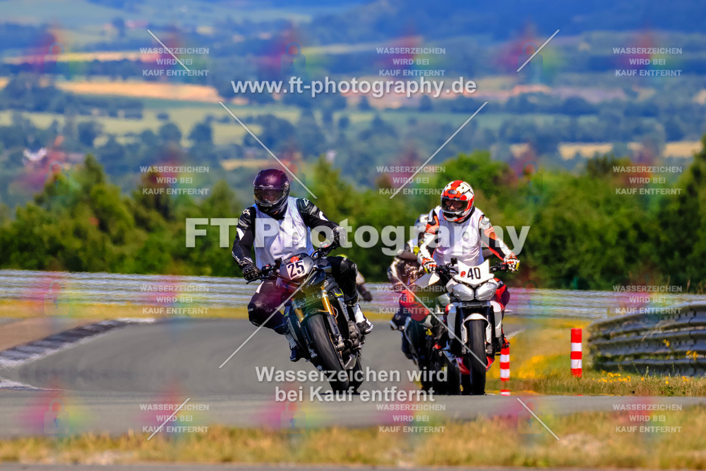_TCM5388 | Hier findet Ihr Bilder von Touristenfahrten auf der Nürburgring Nordschleife oder von anderen Veranstaltungen die ich besucht habe. Viel Spass beim Durch Schauen 