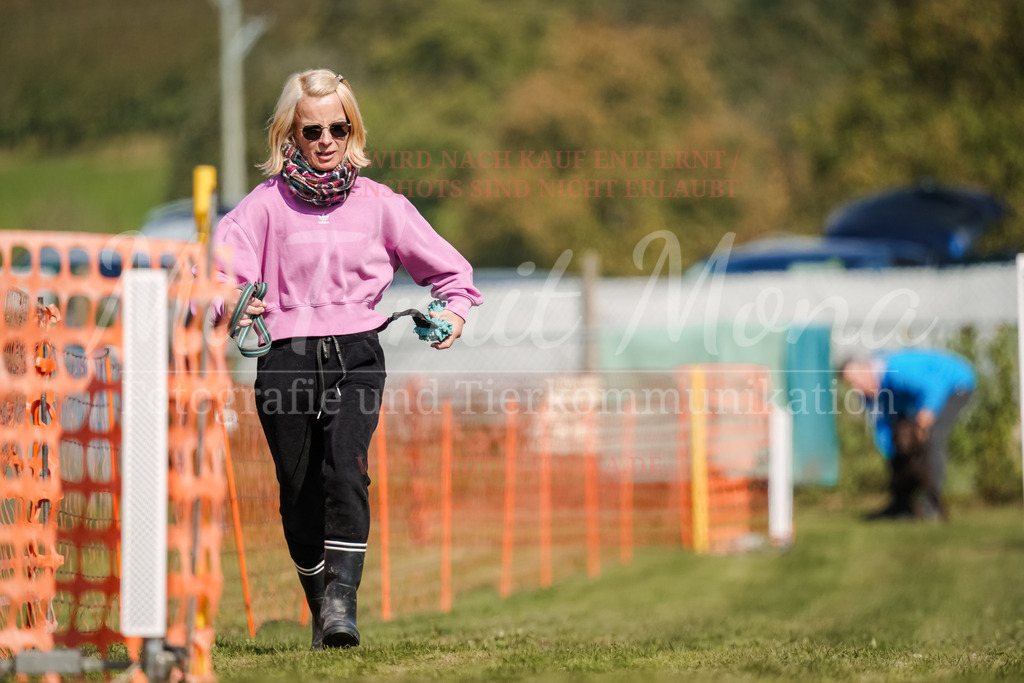 20250928_Hunderennen-552 | MuT (Mensch und Tier) mit Mona - Fotografie und Tierkommunikation - Realisiert mit Pictrs.com