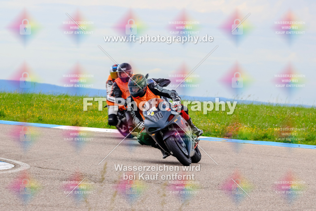 MotoTeam-3074 | Hier findet Ihr Bilder von Touristenfahrten auf der Nürburgring Nordschleife oder von anderen Veranstaltungen die ich besucht habe. Viel Spass beim Durch Schauen 