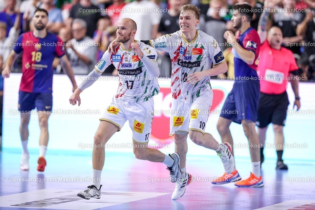 KoeEHF14062502066 | 14.06.2025, Handball, Halbfinale TruckScout24 EHF FINAL4, LANXESS arena Köln, FC Barcelona - SC Magdeburg: Die Magdeburger Tim Hornke (Magdeburg #17) und Gisli Kristjansson (Magdeburg #10) jubeln zusammen nach dem Treffer zum Einzug ins Finale. 