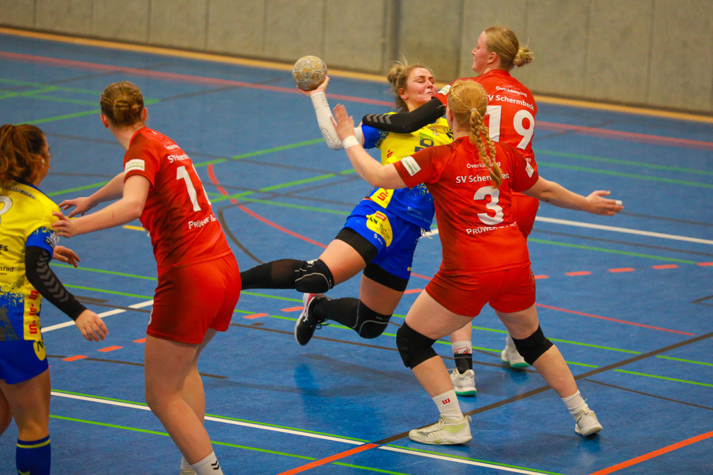 SvSchermbeck_SVN_061225_110 | Bildergalerie von Sport-Ereignissen aber auch von weiteren spannenden Dingen - nicht nur vom Niederrhein. In Anlehnung an den bekannten Spruch von Hanns Dieter Hüsch heißt das Motto: "Niederrhein ist überall".  - Realisiert mit Pictrs.com