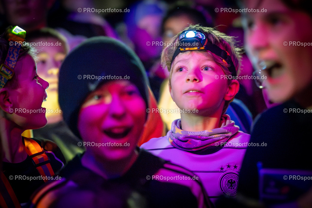 Martinslauf Sindorf 2023 in Kerpen-Sindorf, 09.11.2023 | Impressionen vom Martinslauf Sindorf 2023 am 09.11.2023 in Kerpen-Sindorf (Nordrhein-Westfalen).