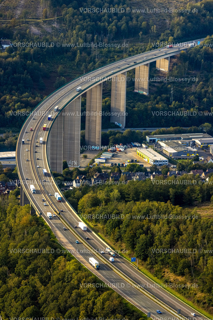 Siegen230913037 | Luftbild, Autobahnbrücke Siegtalbrücke der Autobahn A45 Sauerlandlinie, geplanter Ersatzneubau 2027, Blick auf Siegen, Niederschelden, Siegen, Sauerland, Nordrhein-Westfalen, Deutschland