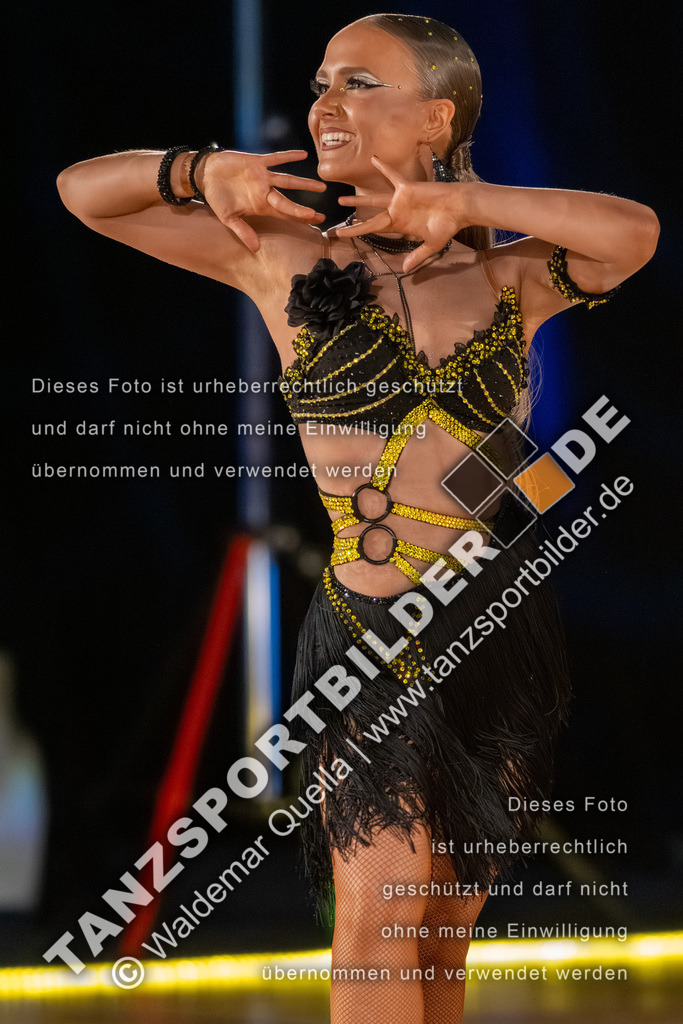 20260322-12144 | Hier finden Sie Tanz Bilder vom Latein und Standard Formationen tanzen. Sportbilder vom Tanzsport. Schöne Fotos und von Weltmeisterschaft, Europameisterschaft, Bundesliga, Regionalliga, Oberliga und Landesliga sowie von GOC Stuttgart, DanceComp, WM Bremen