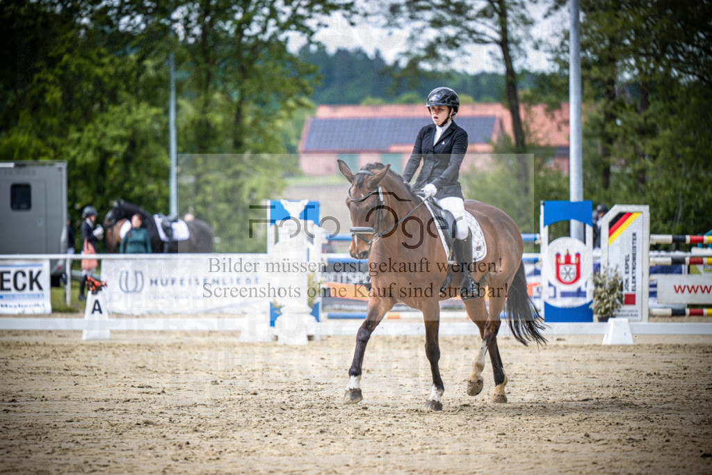 DOS_0858 | Reitturnier Venne - Realisiert mit Pictrs.com