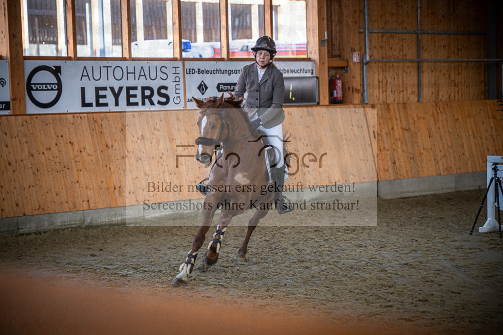 DOS_1505 | Entdecke hochwertige Reitturnierfotos von Foto Oger. Professionell, emotional und authentisch – jetzt Lieblingsmomente im Shop bestellen.Deutschlandweite Turnierfotografie. - Realisiert mit Pictrs.com