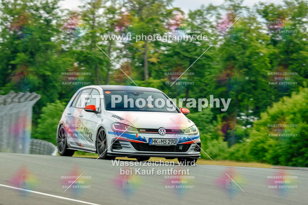 _GTS5877 | Hier findet Ihr Bilder von Touristenfahrten auf der Nürburgring Nordschleife oder von anderen Veranstaltungen die ich besucht habe. Viel Spass beim Durch Schauen 