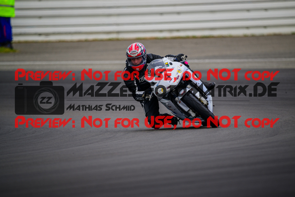 MaZZes_Fotomatrix_20250421_6007705_3445 | GELB