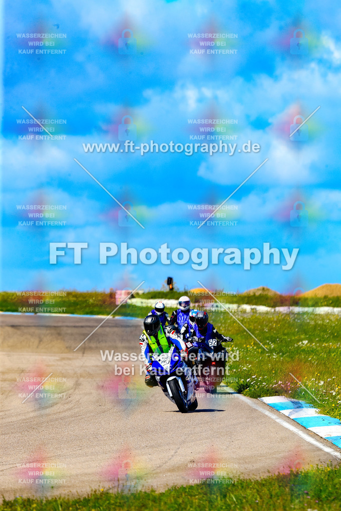 006-5944 | Hier findet Ihr Bilder von Touristenfahrten auf der Nürburgring Nordschleife oder von anderen Veranstaltungen die ich besucht habe. Viel Spass beim Durch Schauen 