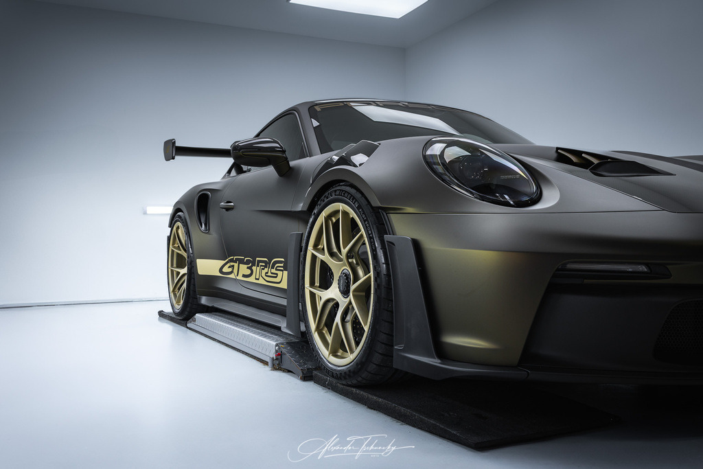 R6AT1447 _Alexander Tschuncky | Entdecken Sie die faszinierende Welt von Alexander Tschuncky Arts: Kreative Fotografie, atemberaubende Automobilkunst und hochwertiger Bilderdruck. Lassen Sie sich inspirieren! - Realisiert mit Pictrs.com