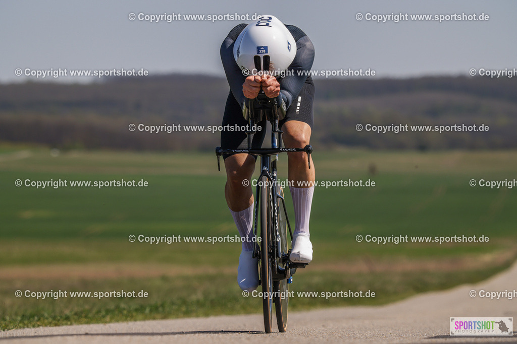 368A3061 | Neusiedlersee Radmarathon 2026@sportshot_your_pictrs #yourpictures#roadtowm2029 #nrm #neusiedlerseeradmarathon #neusiedlersee #neusiedlerseetourismus #burgenland #mörbisch #nrm26 #burgenlandtourismus #voglundco #poweredbyburgenlandtourismus #radsport #rad #marathon #ucigranfondo #visitburgenland #ucigranfondoworldseries