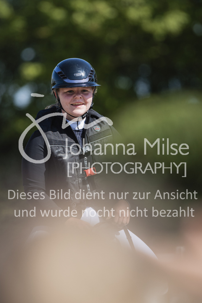 230519_MayDays_Stil-A2-U25-133 | Deine schönsten Turniermomente als professionelle Fotos! Entdecke hochwertige Pferdesport-Fotografie im Online-Shop. Jetzt Fotos finden & bestellen!
