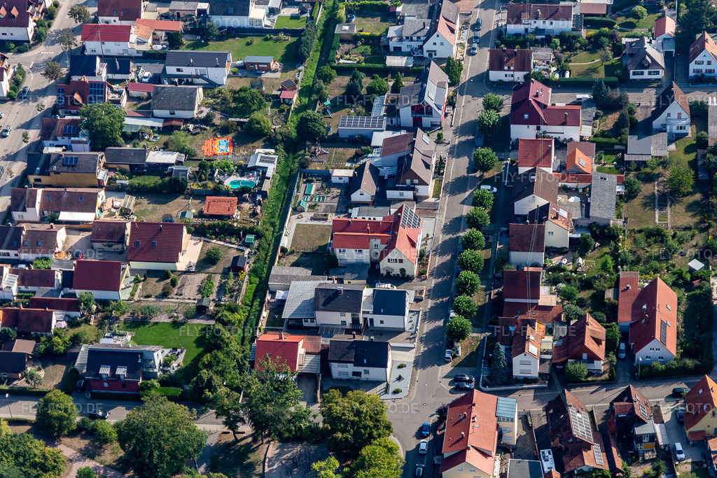 Luftbild: Siedlung in Kandel im Bundesland Rheinland-Pfalz in Deutschland. Foto: IMG_117345.jpg vom 25.08.2019 durch Werner Riehm/FLY-FOTO.de
