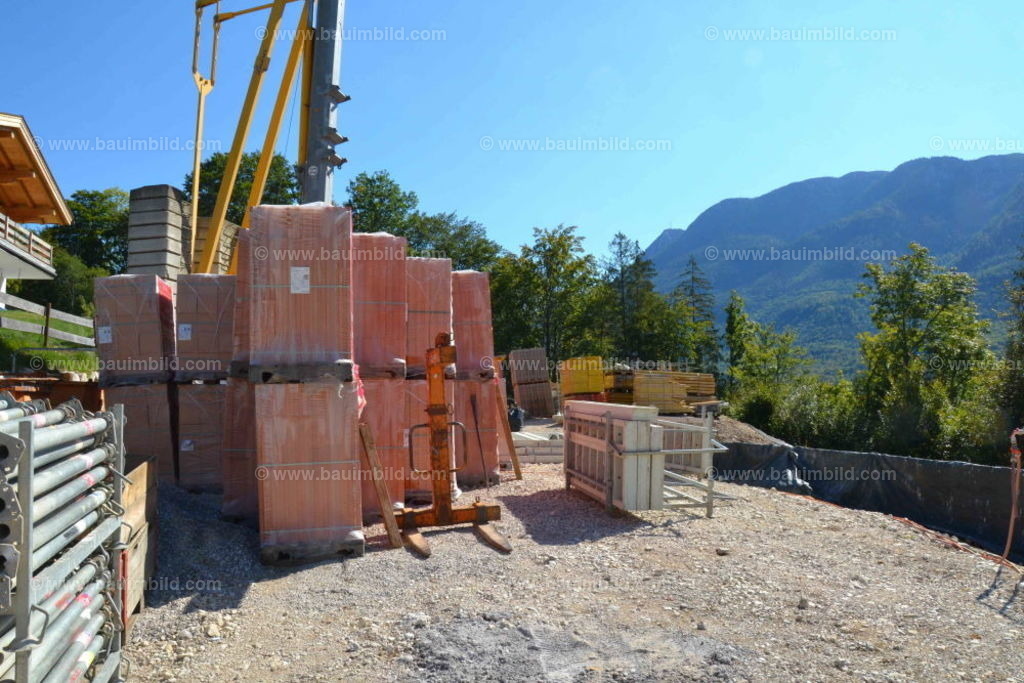 bib-lg01-baustelleneinrichtung-0093 | Nach LV-Leistungsgruppen sortierte Detailfotos über den Bau eines Hauses. Alle Hausbau-Bilder direkt vom Urheber und Autor der Website Haus-Selber-Bauen.com
