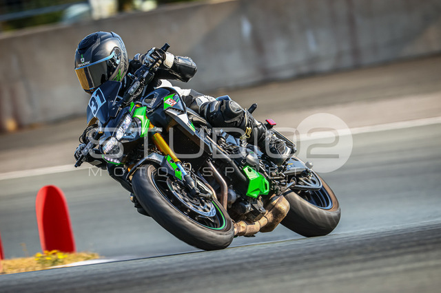 0031-260815BB-002_31 | Deine Full-Service-Agentur für ✔️Videoproduktionen und ✔️Motorsportfotografie Jetzt Angebot anfragen!
