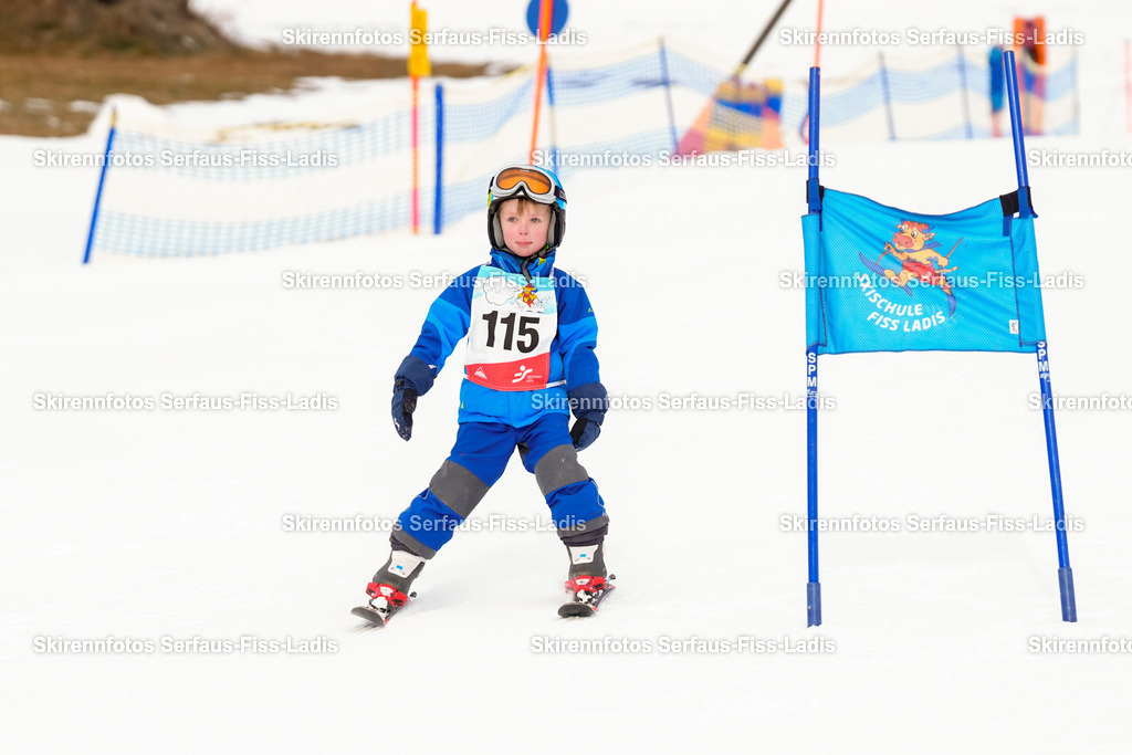 SRF_02.01.2026_0048 | Skirennfotos,Serfaus,Fiss,Ladis,Kinderskirennen,Winter,Tirol,Oberland,skirace,SFL,feelfree,weil wir's genießen,ski,Ski,skifahren,Sonnenplateau, - Realisiert mit Pictrs.com