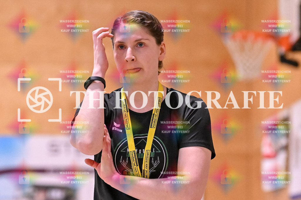 GER, SG Maulburg/Steinen - HB Kinzigtal, Handball, Suedbadenliga, 22. Spieltag, Saison 2023/2024, 27.04.2024 | Katrin Scherkenbach (HB Kinzigtal)

GER, SG Maulburg/Steinen - HB Kinzigtal, Handball, Suedbadenliga, 22. Spieltag, Saison 2023/2024, 27.04.2024

Foto: TH Fotografie/Thomas Hess