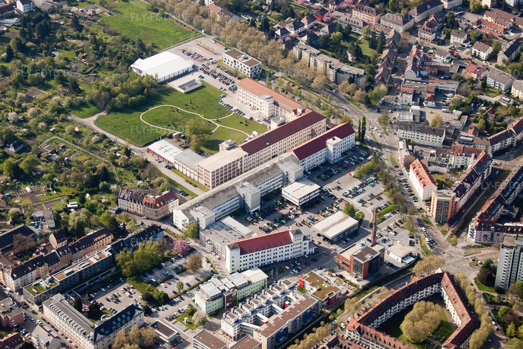 Luftbild: Durlach, RaumFabrik (ehem. Pfaff) im Ortsteil Durlach in Karlsruhe im Bundesland Baden-Württemberg in Deutschland. Foto: IMG_26057.jpg vom 23.04.2010 durch Werner Riehm/FLY-FOTO.de