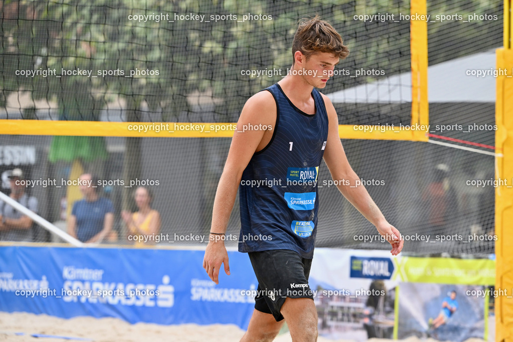 Kärntner Landesmeisterschaft Beach Volleyball | #1 KLEMEN Michael Mario, Kärntner Landesmeisterschaft Beach Volleyball, Kärntner Landesmeisterschaft Beach Volleyball am 18.08.2024 in Villach (Rathausplatz Villach), Austria, (Photo by Bernd Stefan)