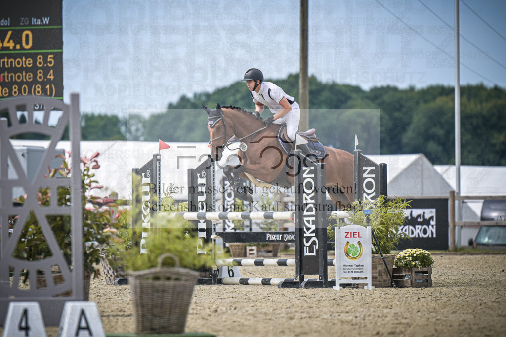 DOS_5859 | Entdecke hochwertige Reitturnierfotos von Foto Oger. Professionell, emotional und authentisch – jetzt Lieblingsmomente im Shop bestellen.Deutschlandweite Turnierfotografie. - Realisiert mit Pictrs.com
