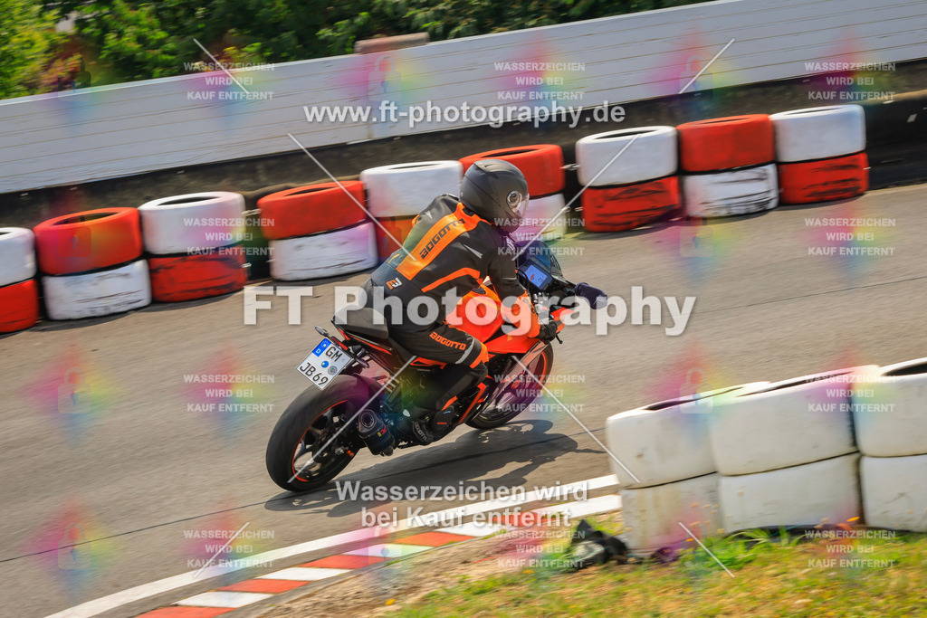 _DSK2488 | Hier findet Ihr Bilder von Touristenfahrten auf der Nürburgring Nordschleife oder von anderen Veranstaltungen die ich besucht habe. Viel Spass beim Durch Schauen 