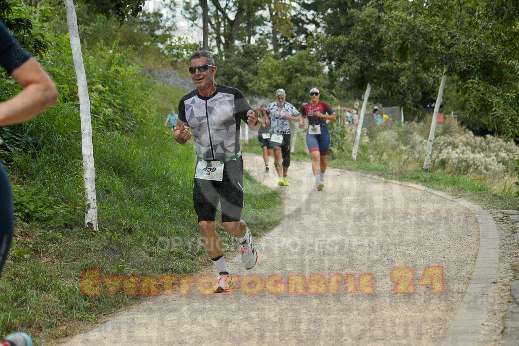 250824_1402_EX1_4731 | Sportfotografie im Rhein-Sieg Kreis, Köln, Bonn, NRW, Rheinland Pfalz, Hessen, etc. Unser Tätigkeitsfeld umfasst den Laufsport vom Volkslauf über den Marathon, Duathlon, Triathon bis zum Ultralauf wie Kölnpfad Ultra oder Schindertrail.