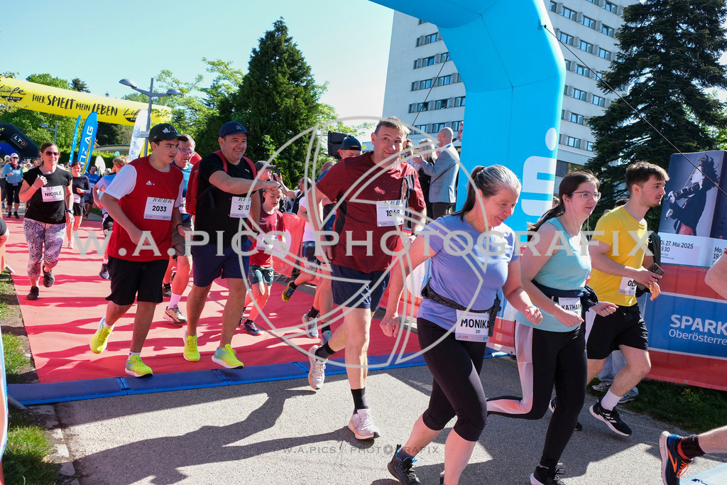 ..... | LINZ,AUSTRIA,27.April 24, Int. 3 Brückenlauf Linz  , Image shows: Photo: WAPICS / Michael ring