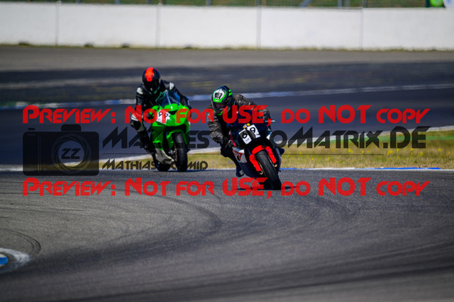 MaZZes_Fotomatrix_20250407_6007705_5419 | GELB