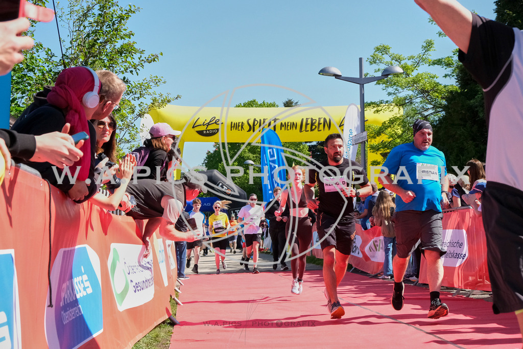 ..... | LINZ,AUSTRIA,27.April 24, Int. 3 Brückenlauf Linz  , Image shows: Photo: WAPICS / Michael ring