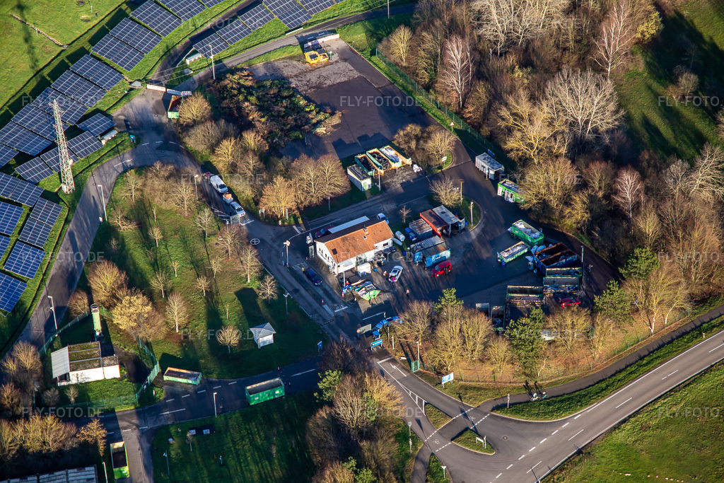Luftbild: Müllentsorgung Deponie Berg in Berg im Bundesland Rheinland-Pfalz in Deutschland. Foto: IMG_135722.jpg vom 03.01.2023 durch Werner Riehm/FLY-FOTO.de
