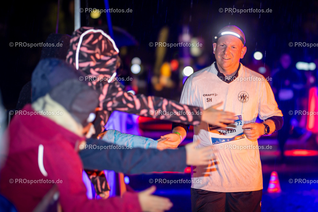 Martinslauf Sindorf 2023 in Kerpen-Sindorf, 09.11.2023 | Impressionen vom Martinslauf Sindorf 2023 am 09.11.2023 in Kerpen-Sindorf (Nordrhein-Westfalen).